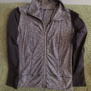 Womens Lululemon Black and White Sweatshirt